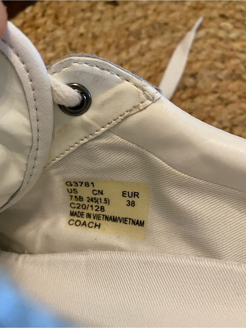 Women’s Coach Porter white leather low top sneakers with a lace-up design - Picture 10 of 11